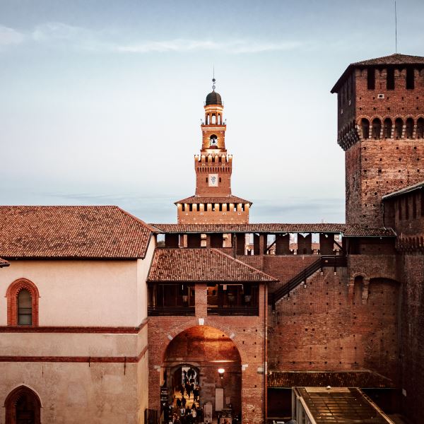 Tour delle merlate al Castello di Milano